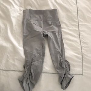 Lululemon crop pants